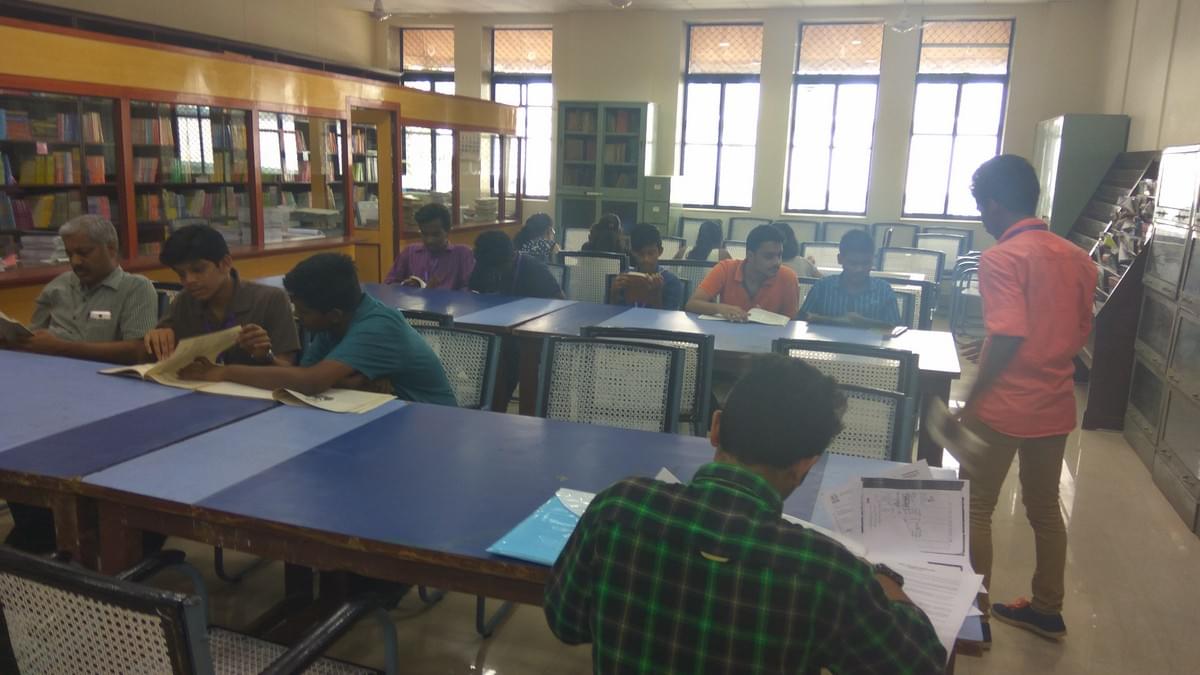 Sydenham College of Commerce and Economics