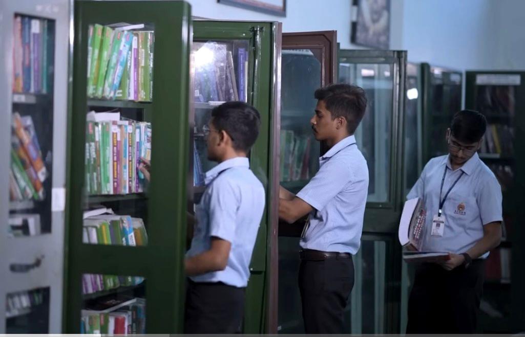 Alva College Library