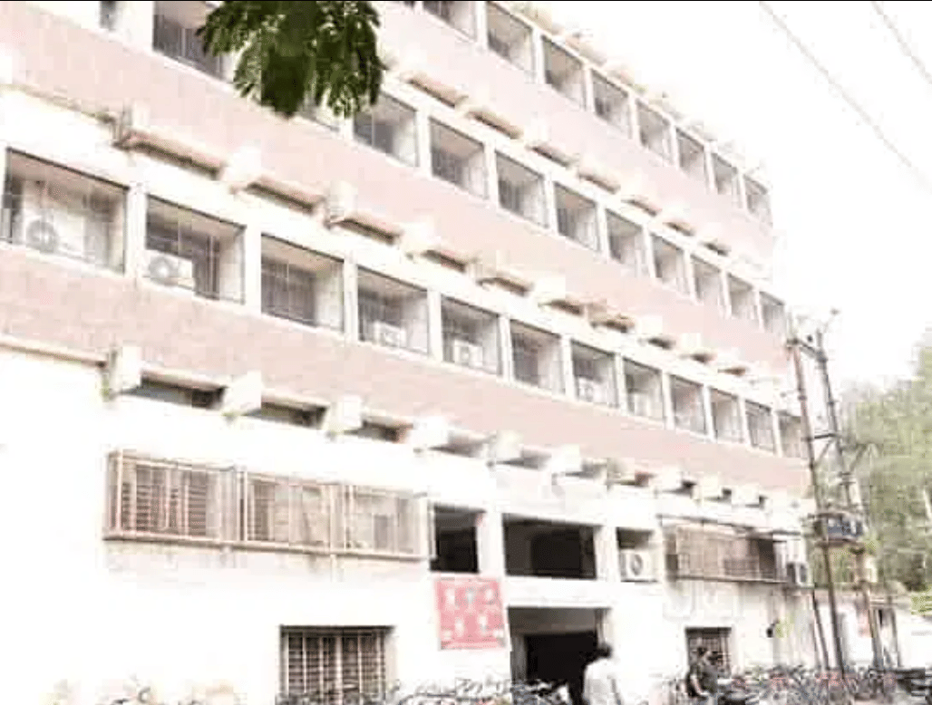 administrative building saurashtra university