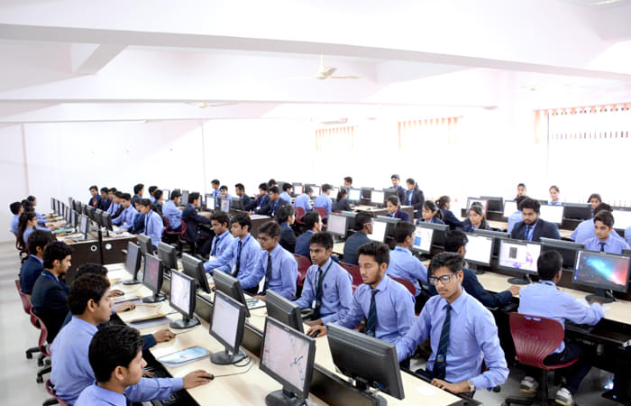 Apex University Computer Lab