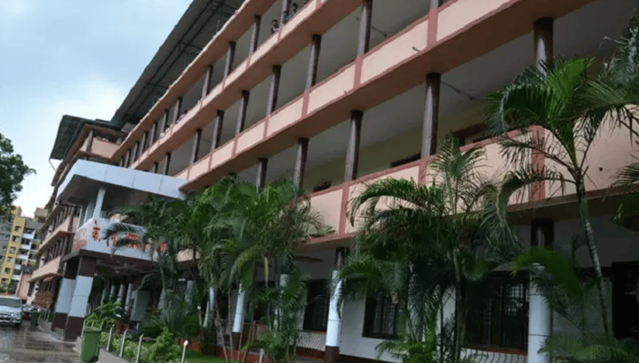 KM Agrawal College Campus