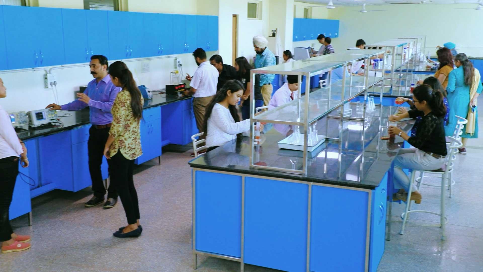 DAV University lab