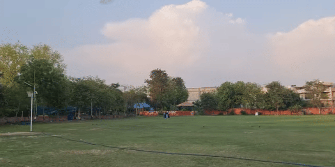 lakshmibai college garden