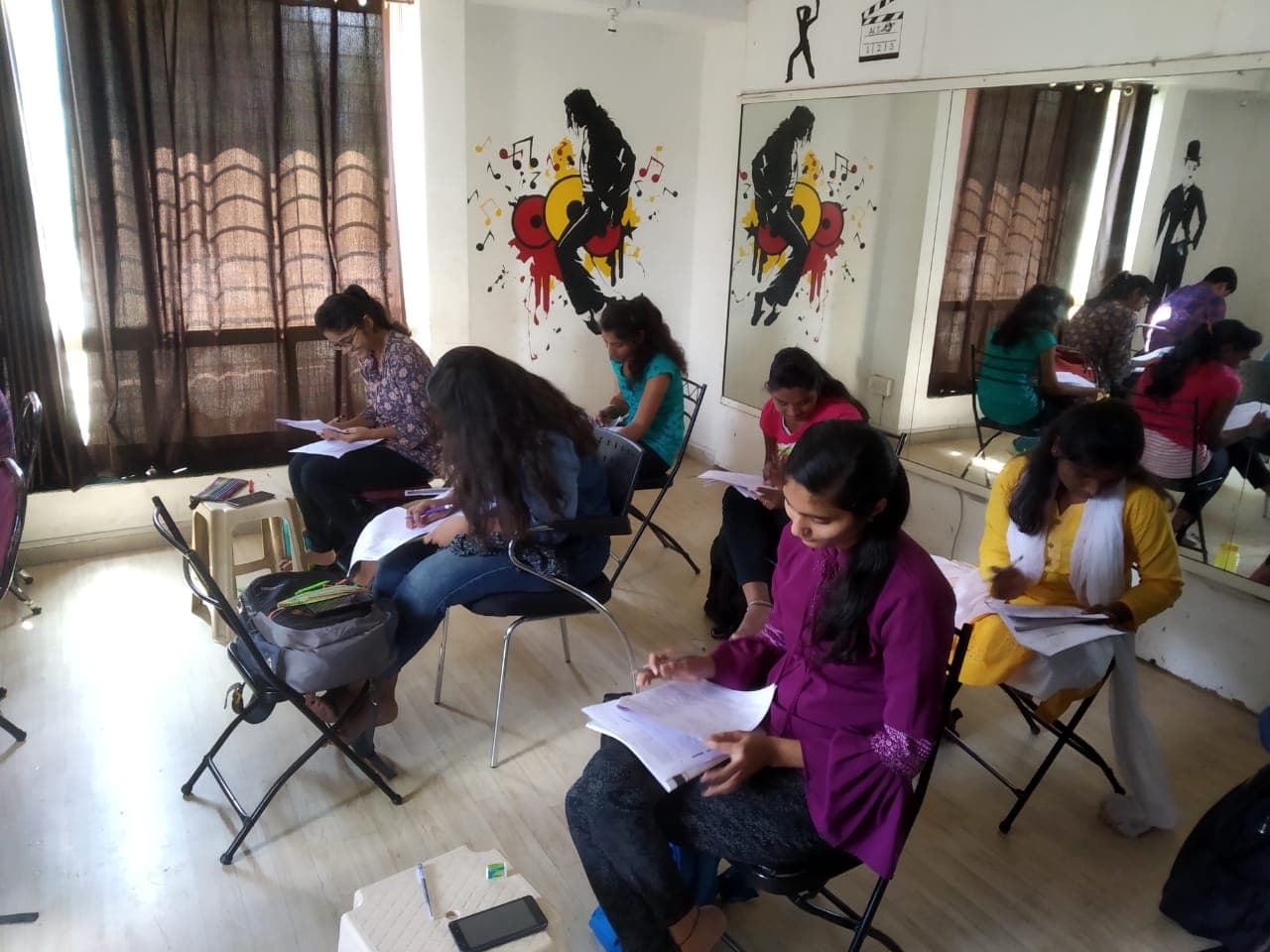 NEET Academy Images of Classroom photo 6