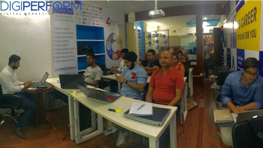 Digiperform - Digital Marketing Course in Delhi, Connaught Place Digiperform Classroom photo 4