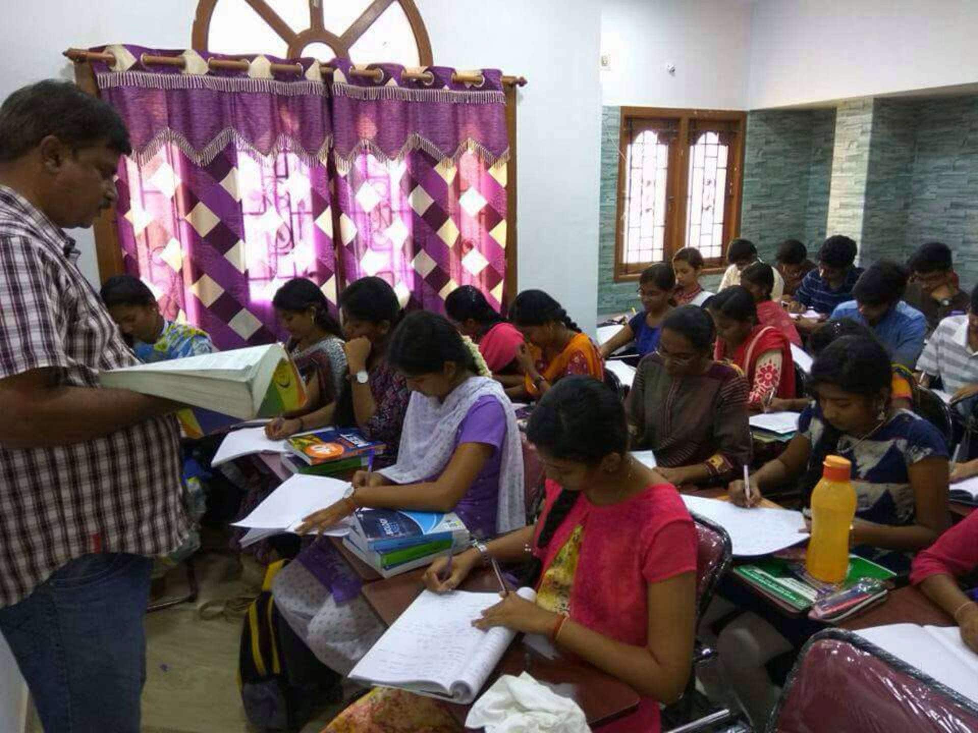Harshita Academy Classroom photo 1