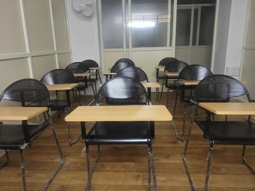 Elegant IT Service Institute Infrastructure photo 5