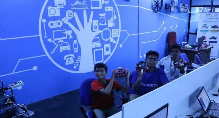 SP Robotics Maker Lab Robotic makers lab photo 2