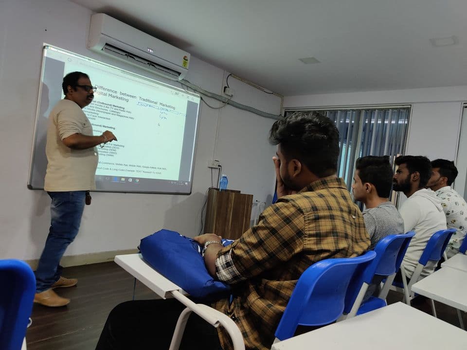 Shailesh Panchal Digital Marketing Trainer (Digital Marketing Gyan) Shailesh Panchal photo 1