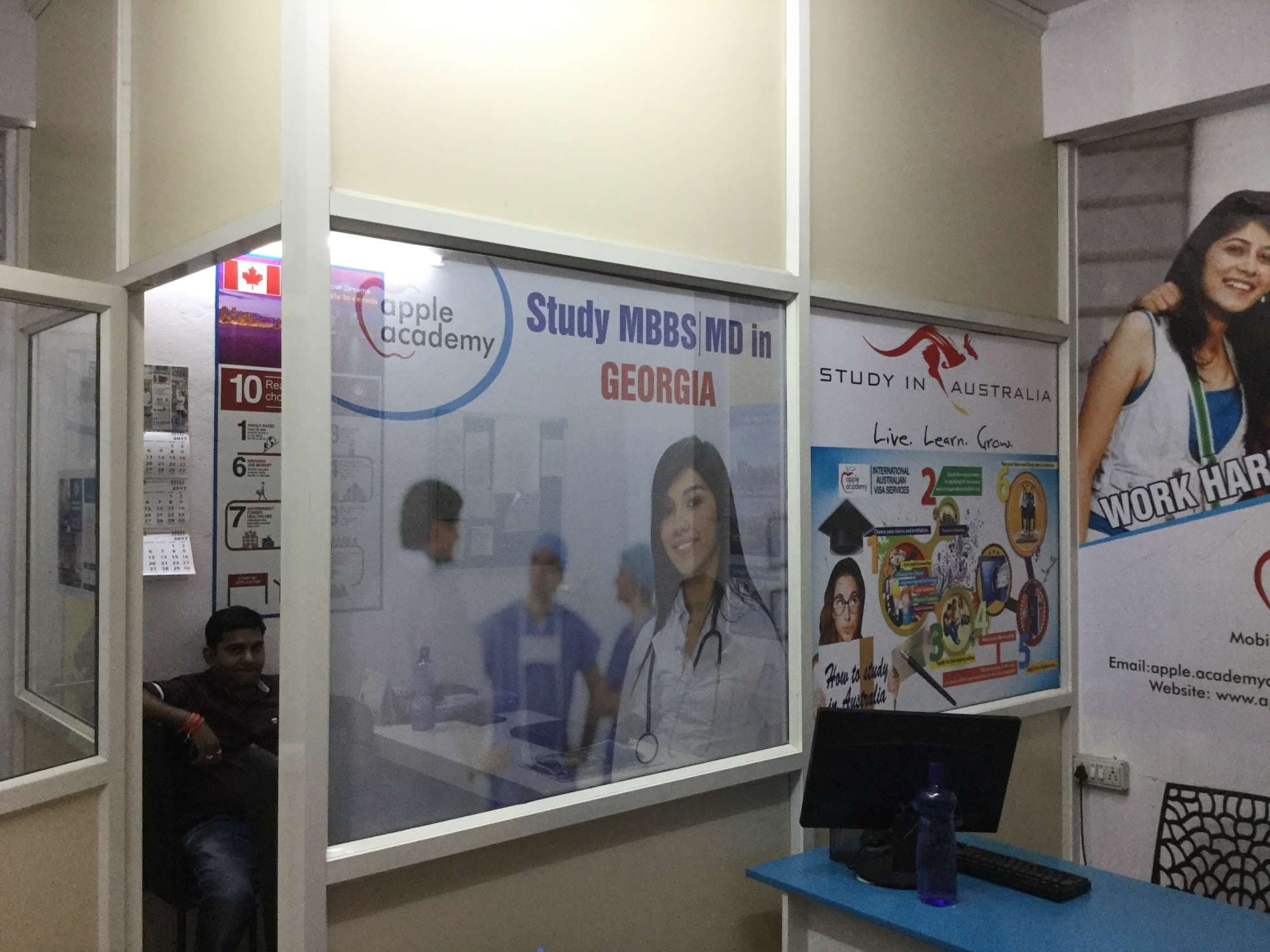 Apple Overseas Education Consultants Apple Overseas Education Consultants photo 1