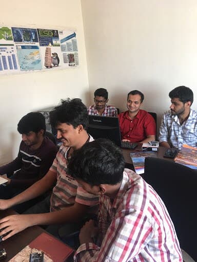 Embisyslabs Pictures photo 2