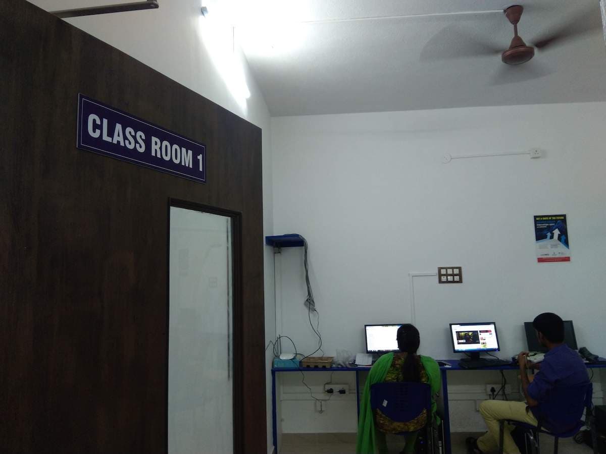 Livewire - Poonamallee Livewire - Poonamallee photo 4