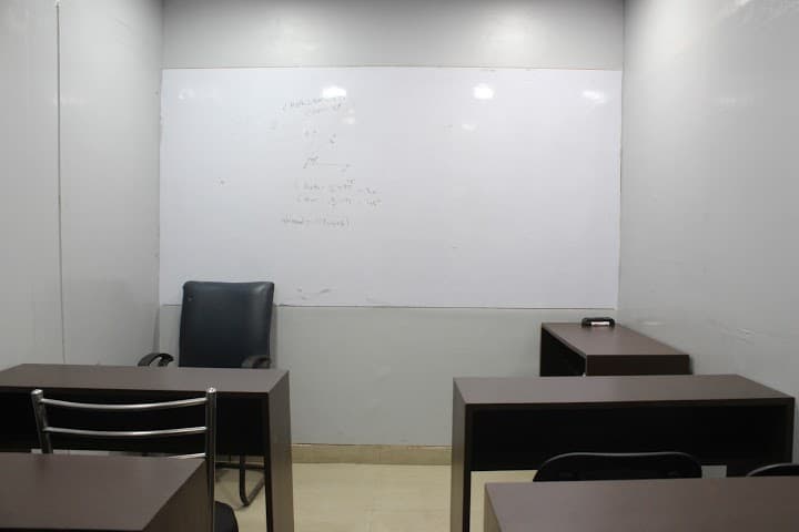 Kapoor Coaching Academy Pictures photo 4