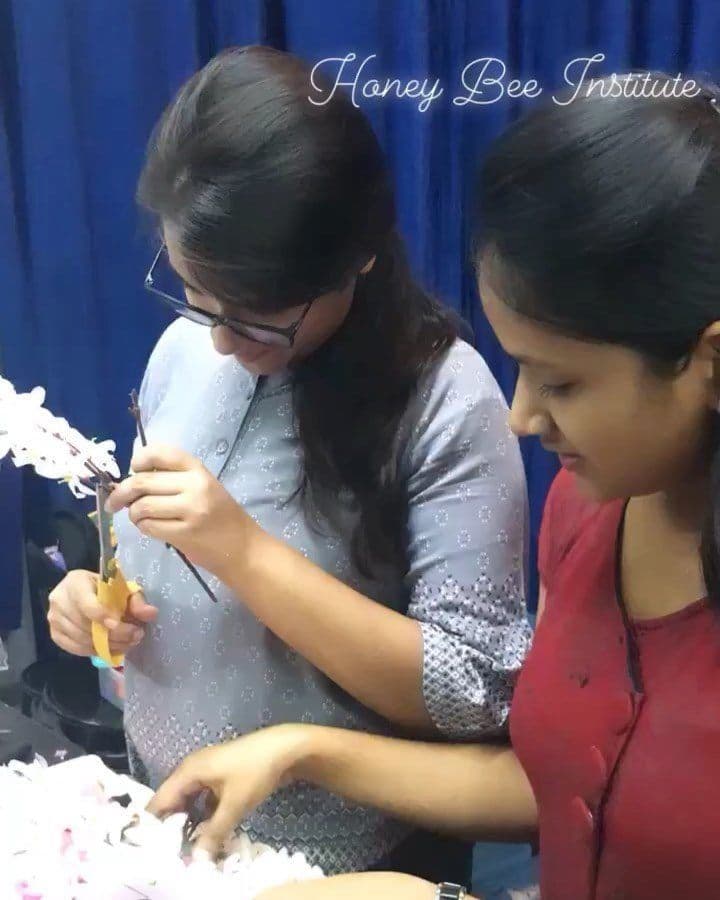 Honey Bee Institute Pictures photo 4