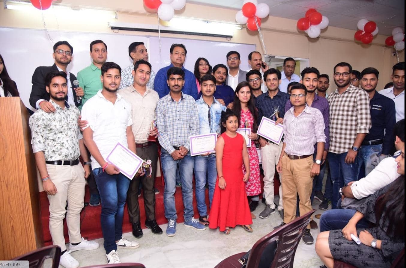 Priyanka Saxena Classes Images photo 5