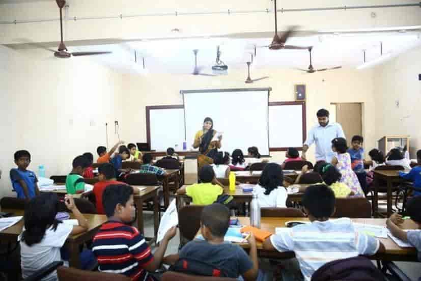 SpellBee International Pictures photo 5