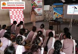Institute Of International Teachers Training classroom photo 1