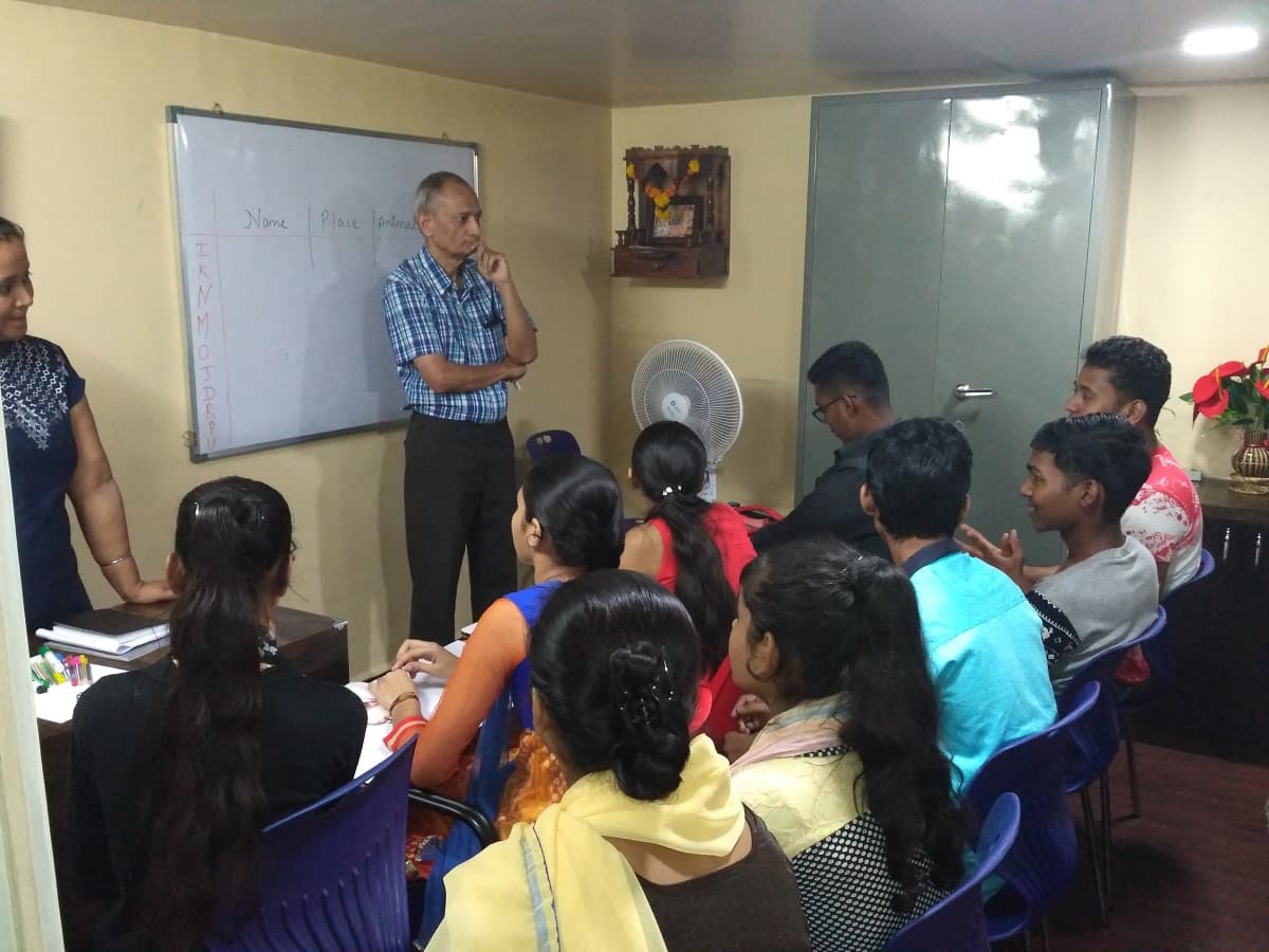 TILL Foreign and English Speaking Classes TILL Foreign and English Speaking Classes photo 5