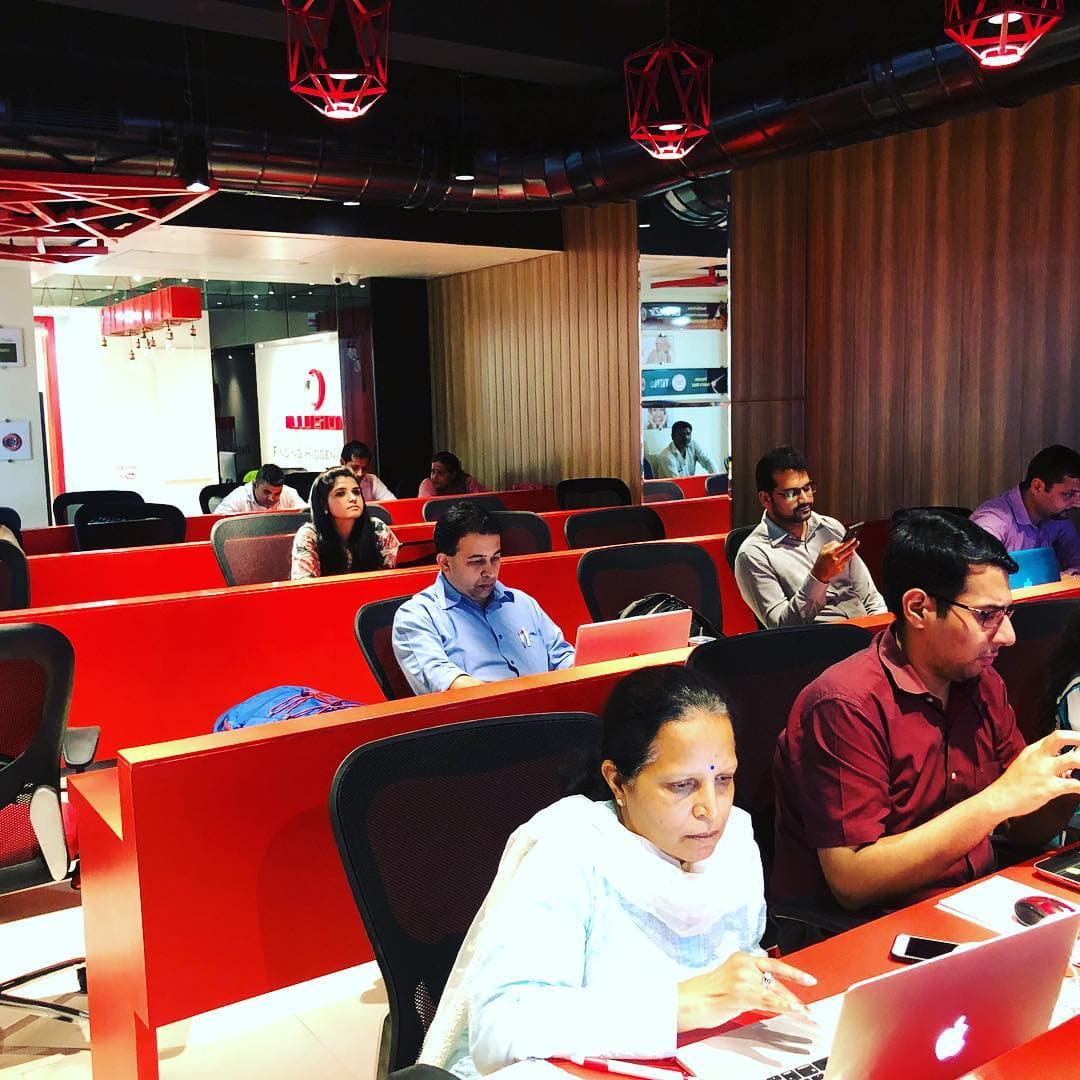 Digital Smiles Digital Smiles:Gallery photo 3