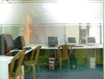 Macron Technology Images photo 2