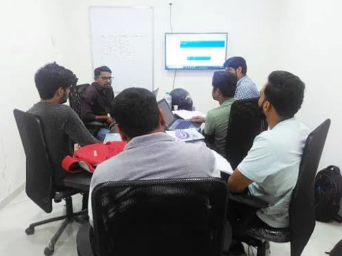 The Tools BI and Analytics Training Infrastructure photo 3