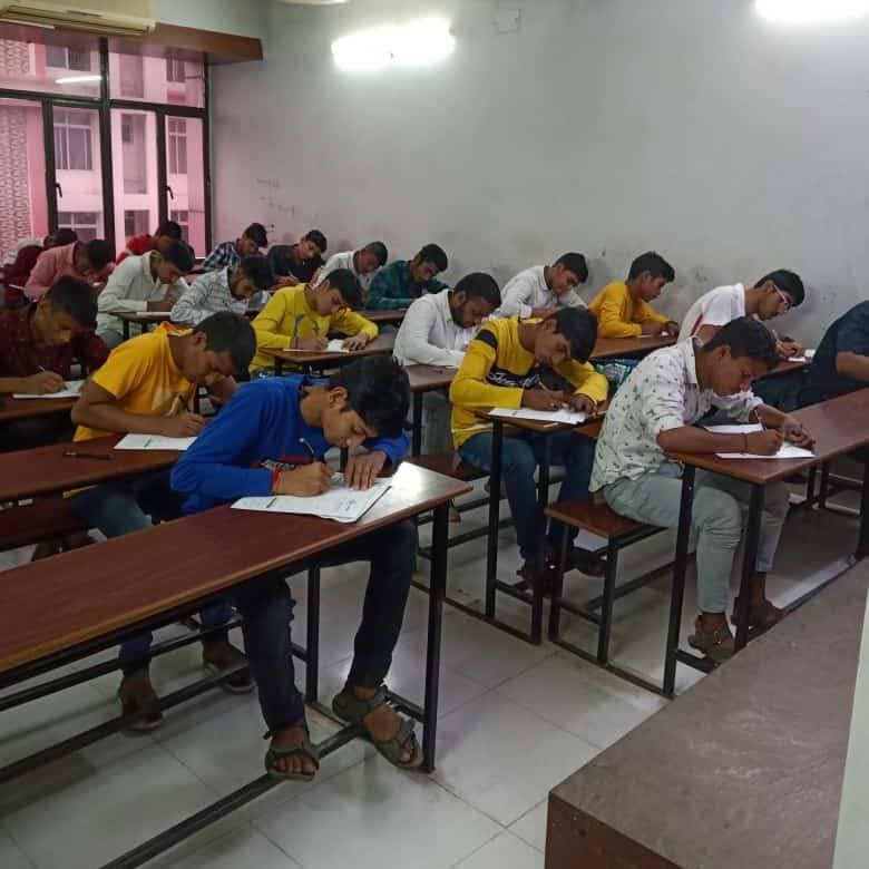 Smriti Jupiter Smriti Jupiter photo 1