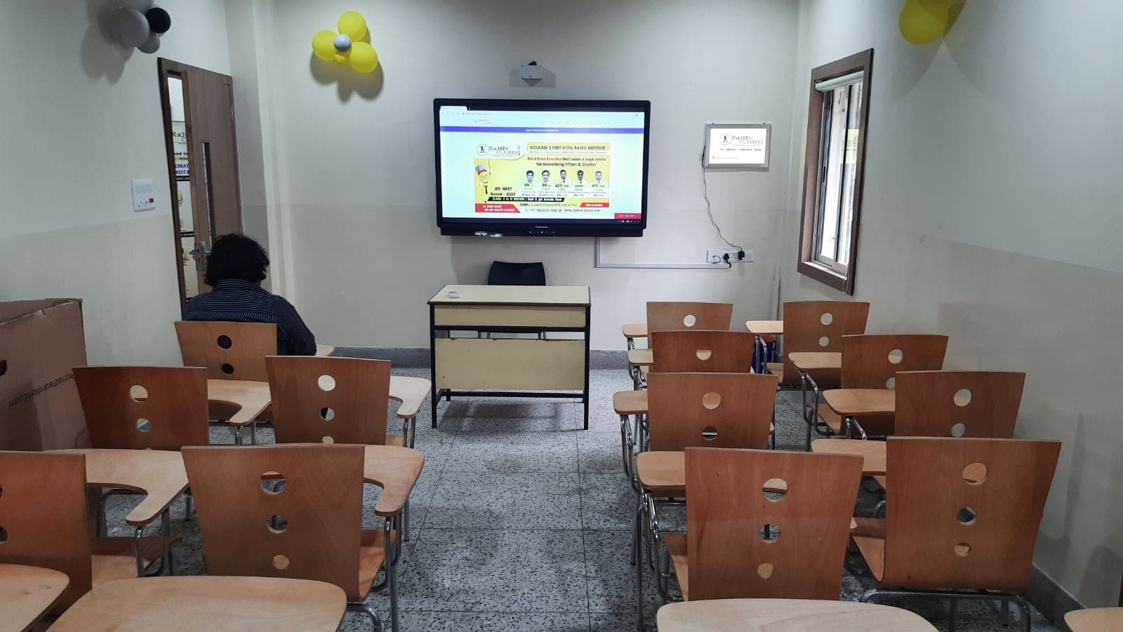 Rajeev Classes Rajeev Classes photo 4