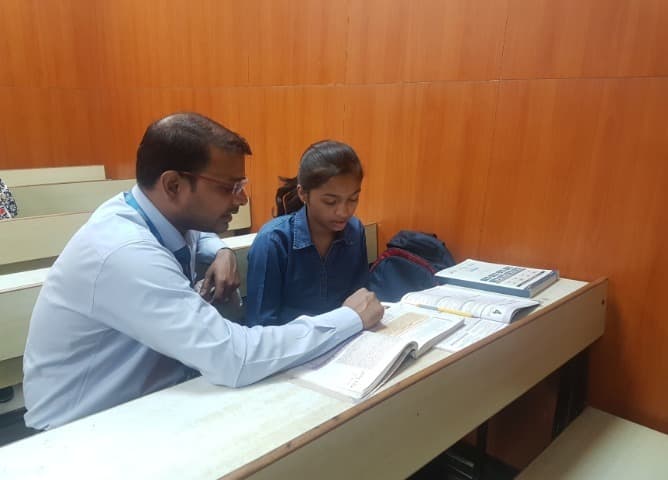 Aakash Institute Aakash Faridabad photo 6