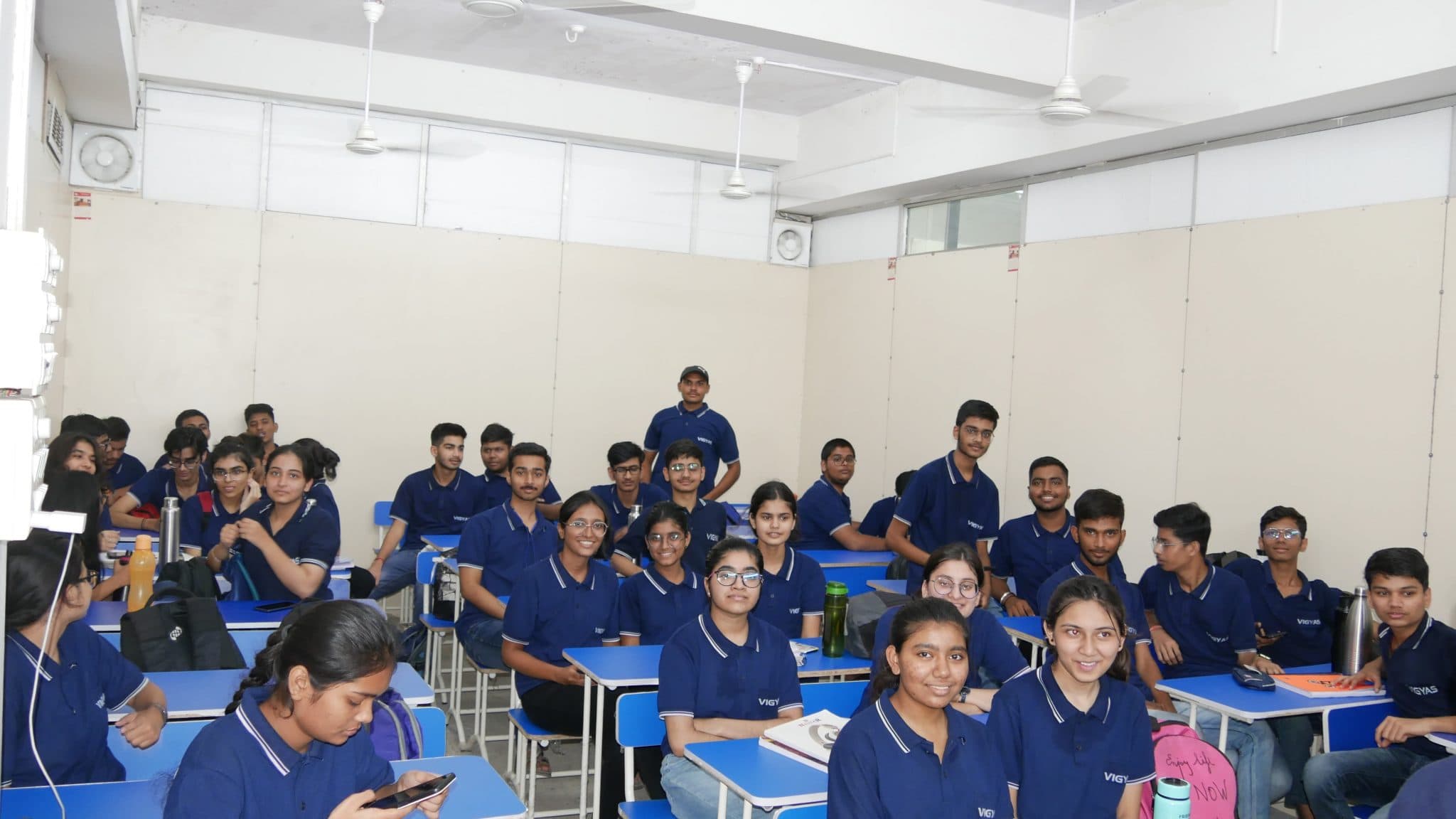 Vigyas Vigyas photo 4