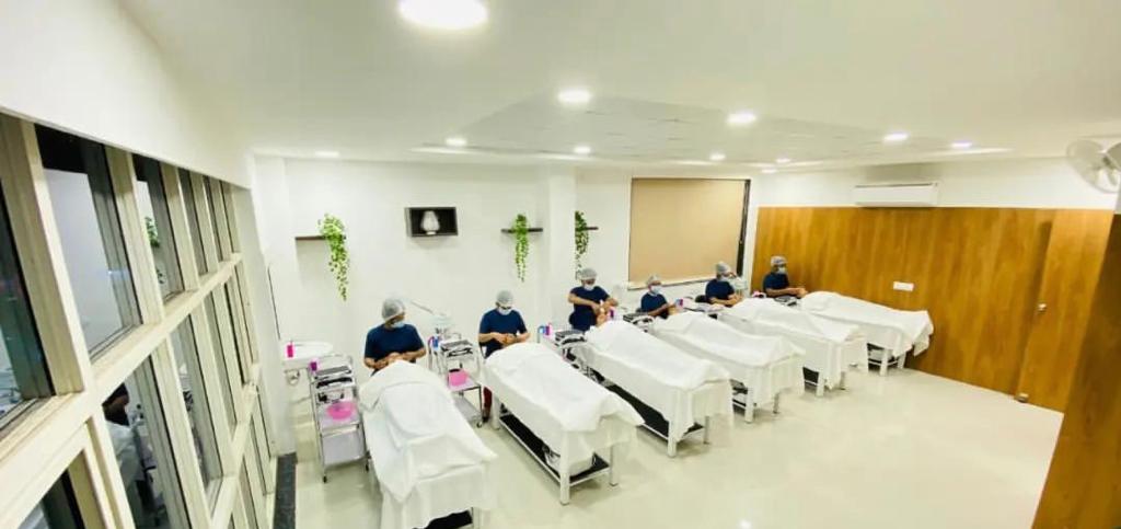International Institute of Cosmetology and Aesthetics IICA photo 2