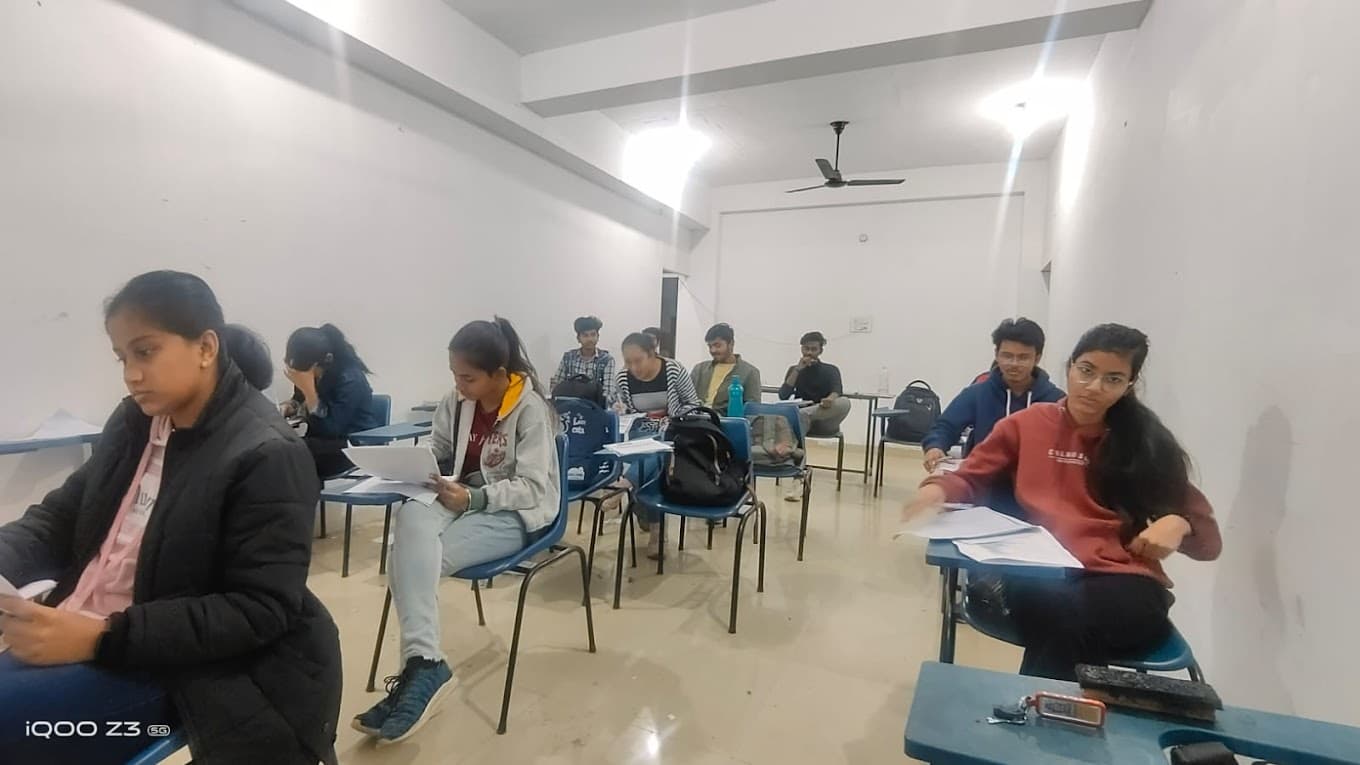 Molecule Classes Molecule Classes photo 2