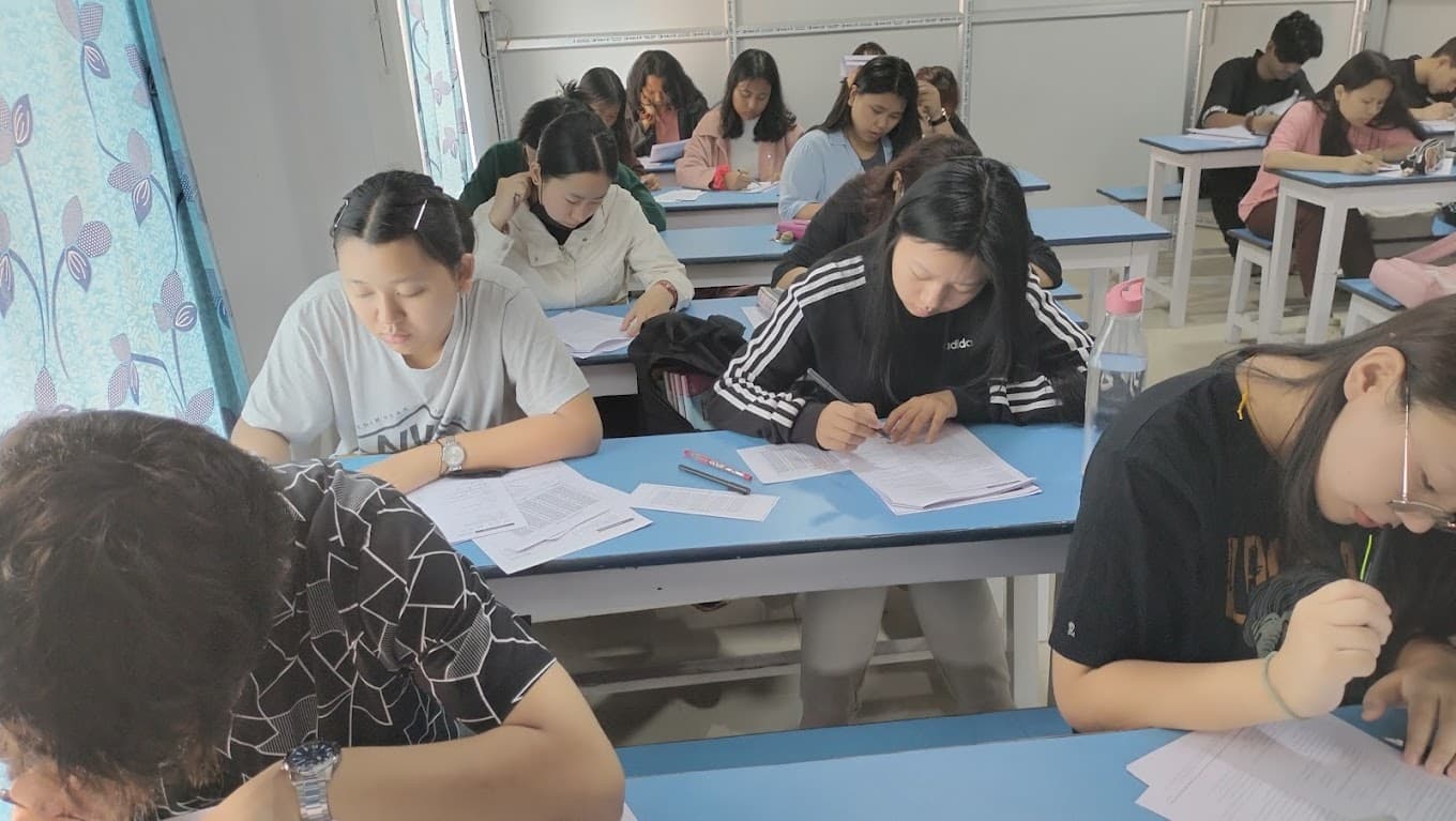 Saikhom Tutors Saikhom Tutors photo 3