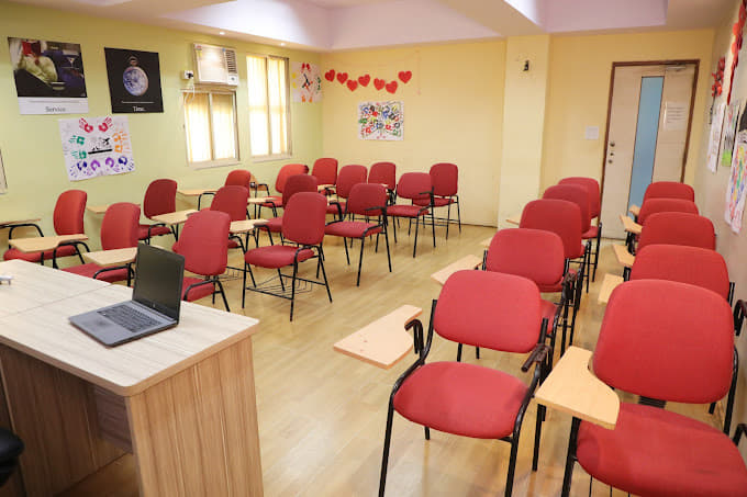 Frankfinn Institute of Air Hostess Training Frankfinn Andheri photo 5