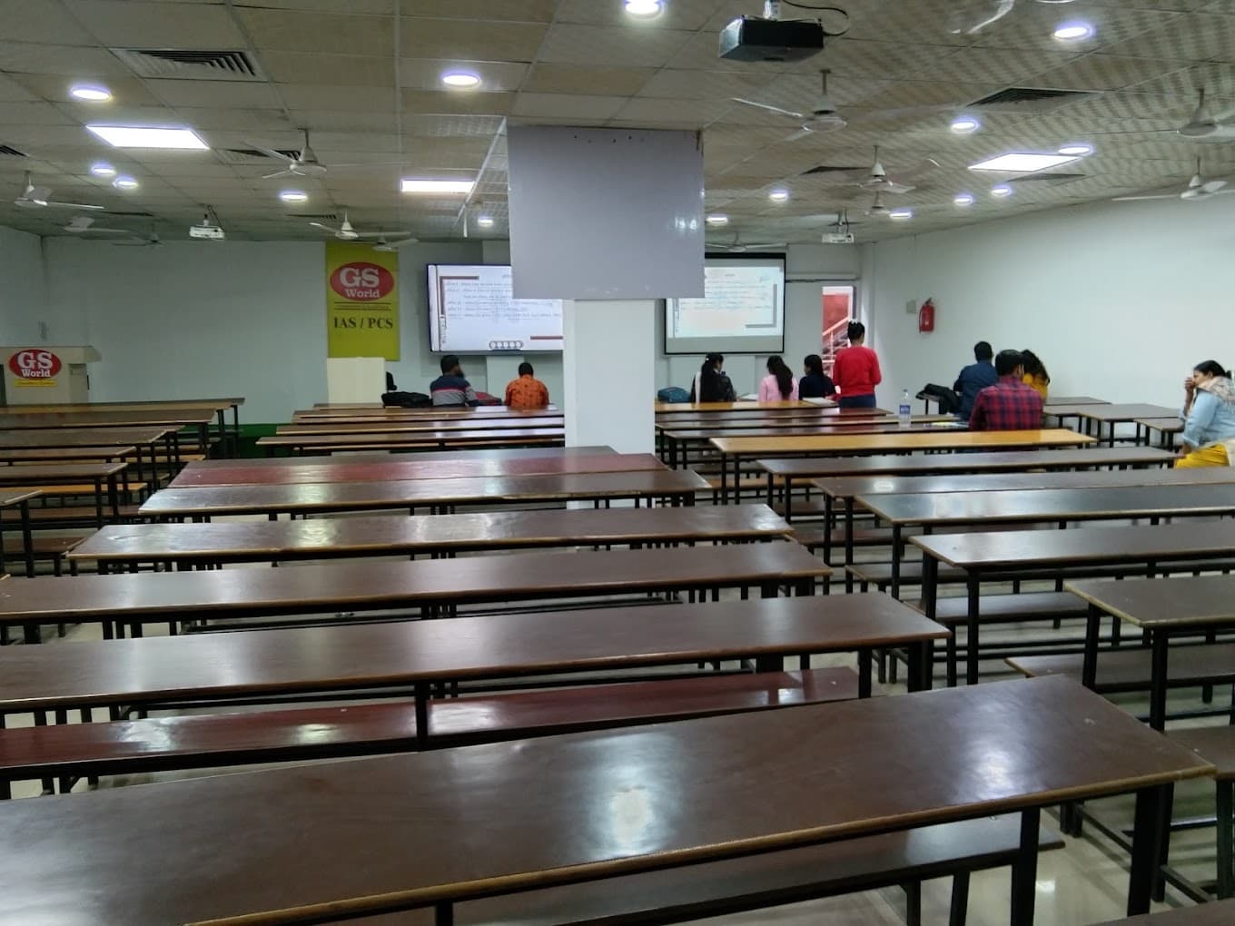 GS World GS World Prayagraj photo 5