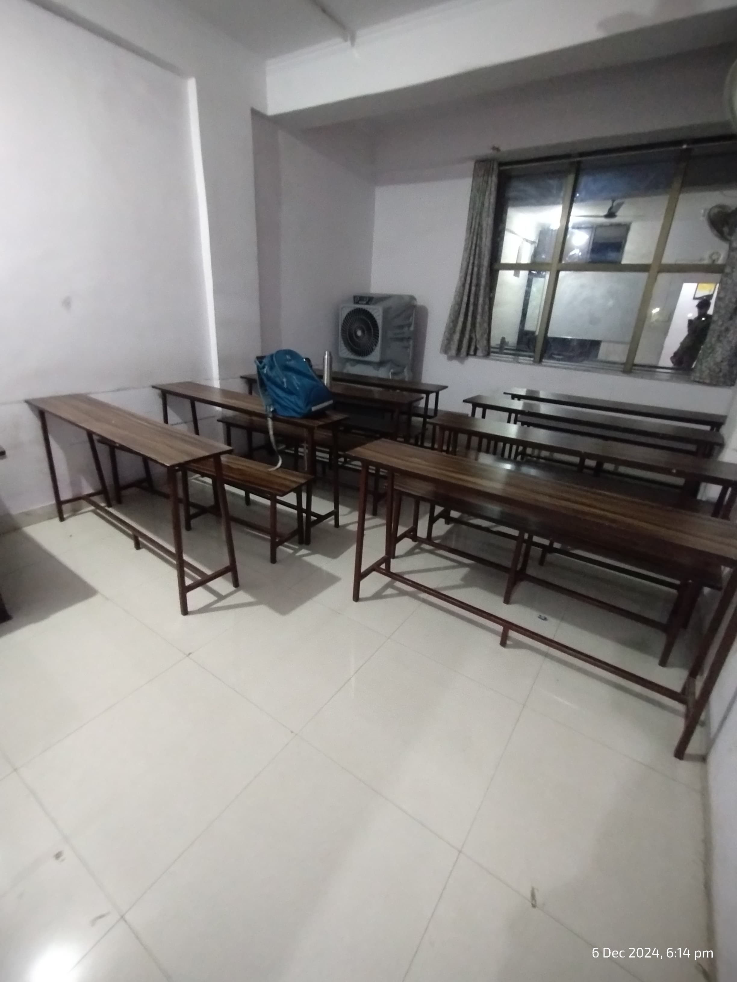 English Buzz English Buzz Overview photo 3