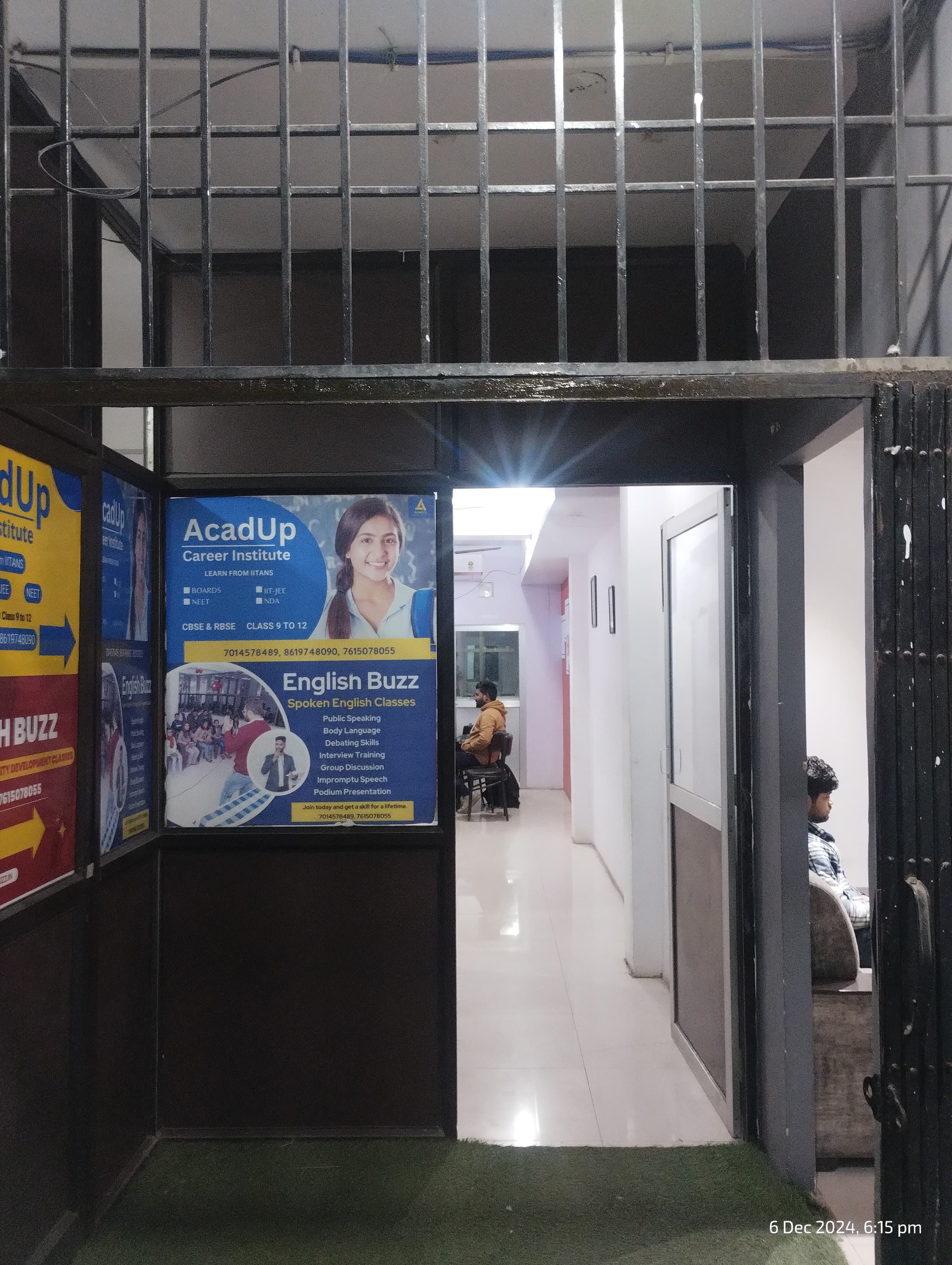 English Buzz English Buzz Overview photo 5