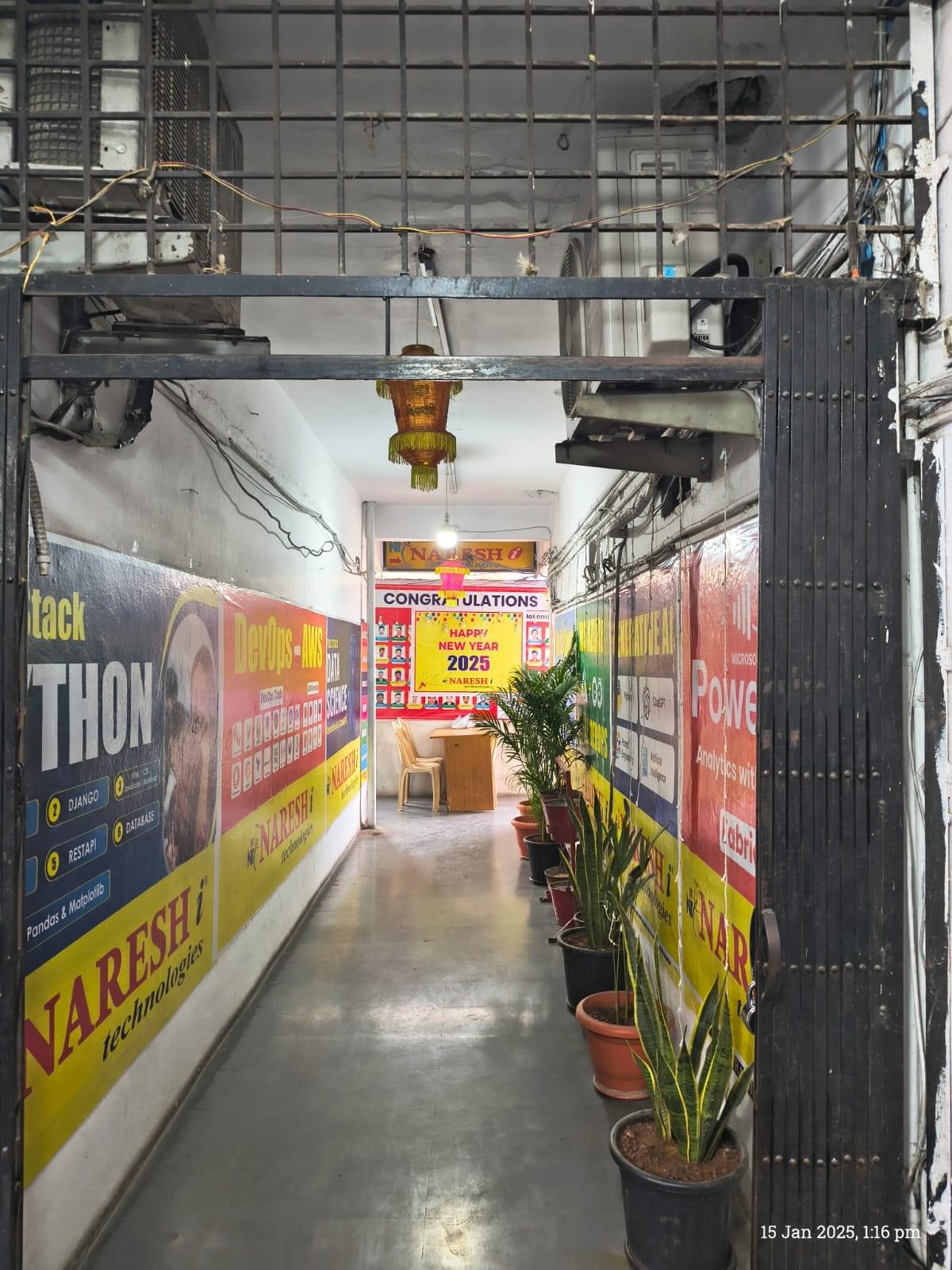 Naresh i Technologies Hyderabad: Courses Fees 2025