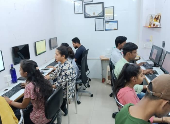 YASH 211 Computer Institute Raj 211 Computer Institute photo 6