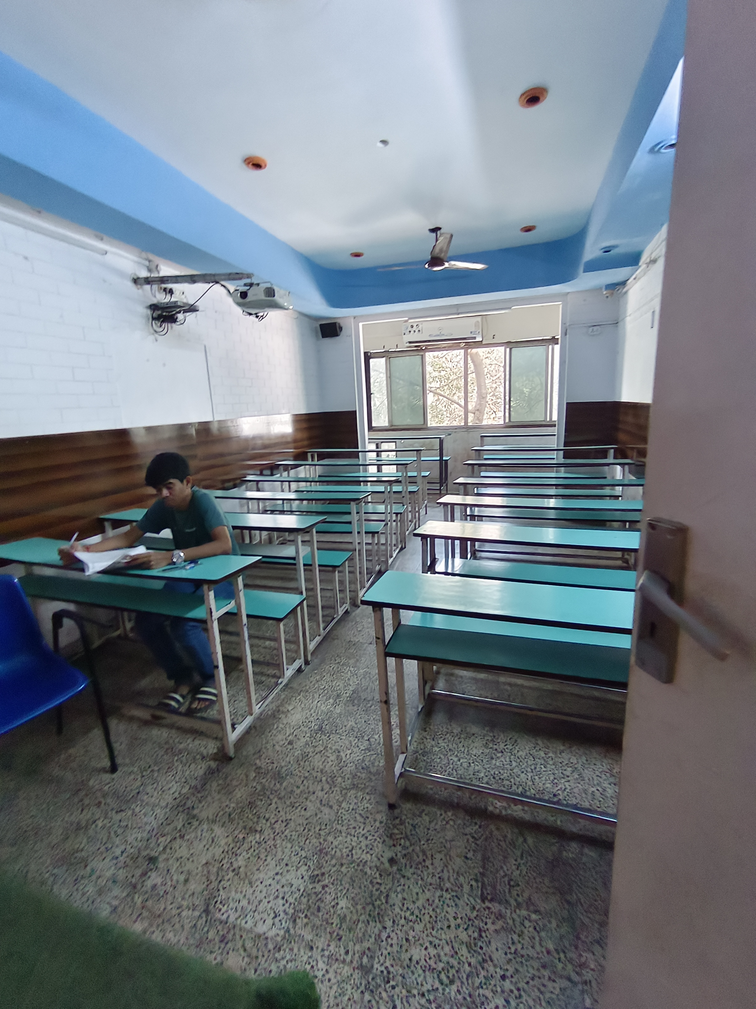DGT CLASSES DGT Classes photo 7