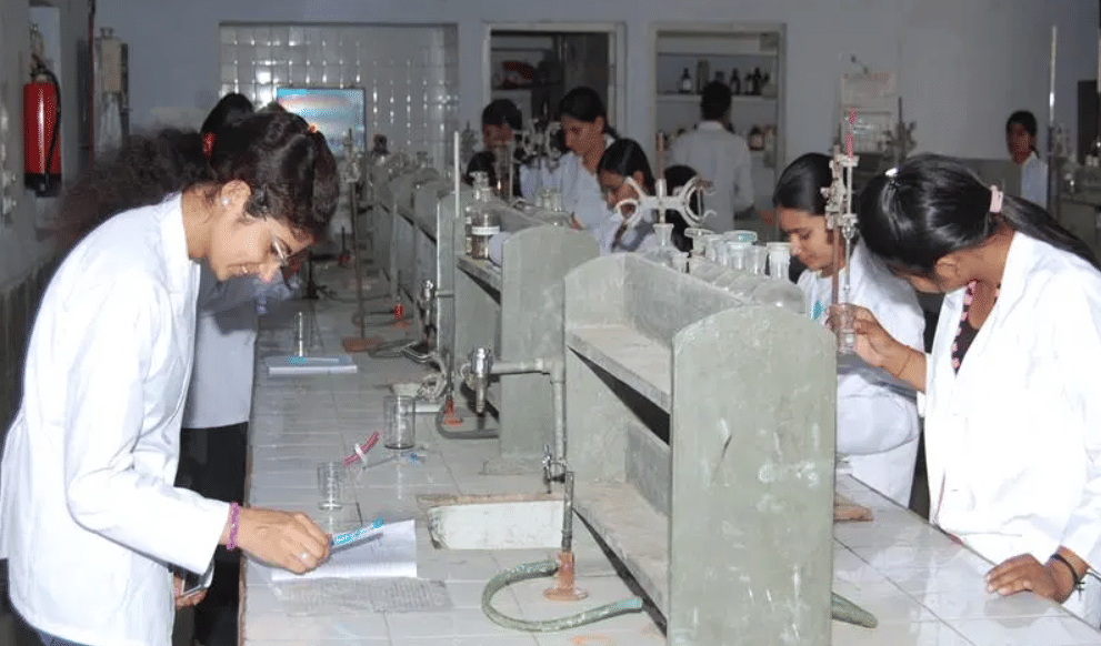 GCW Rohtak Laboratory