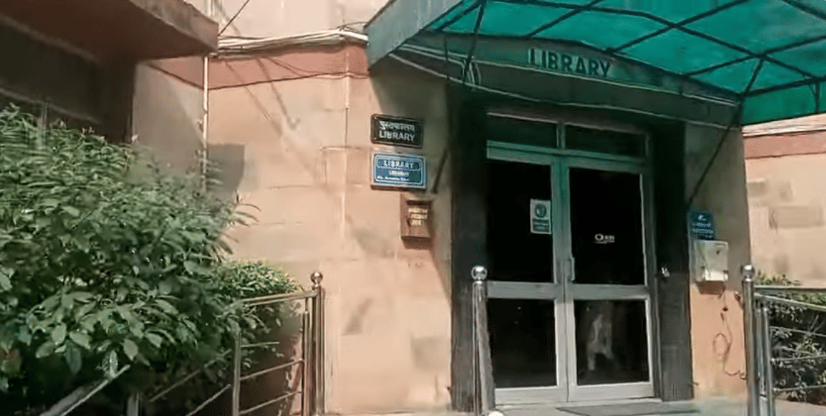 kalindi college library