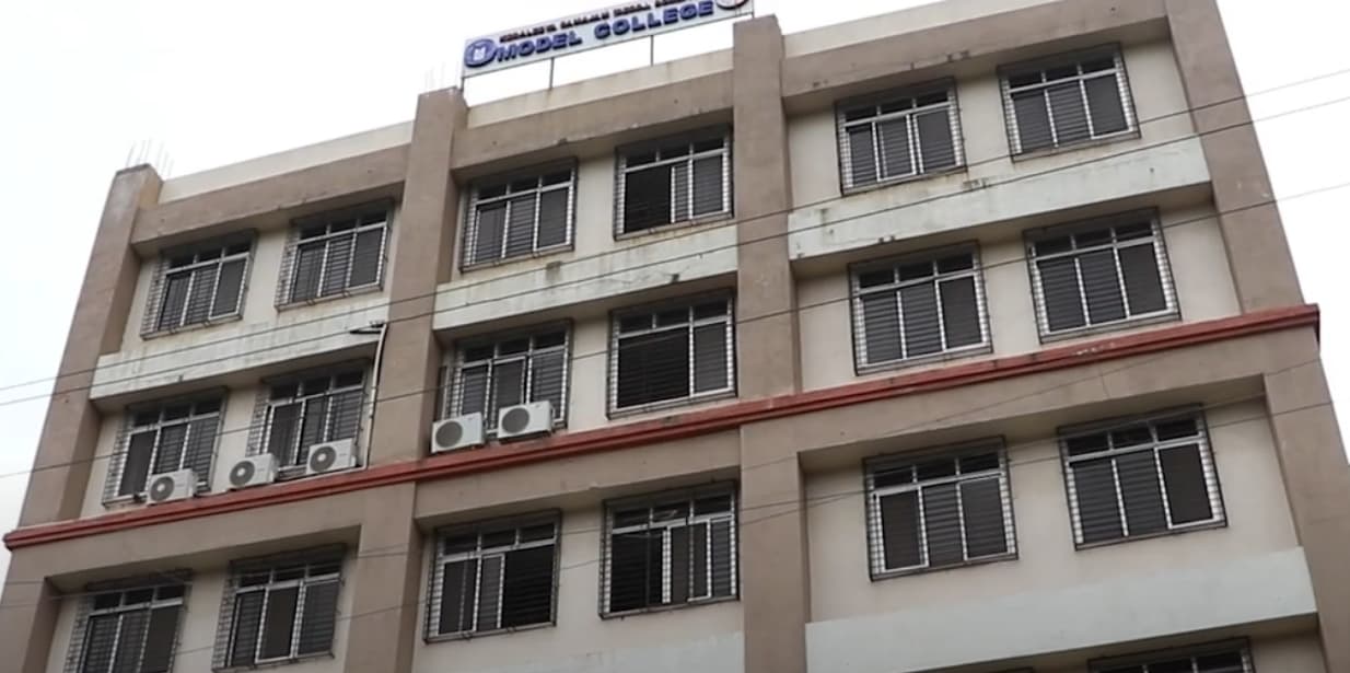Model College Dombivli Thane Main building