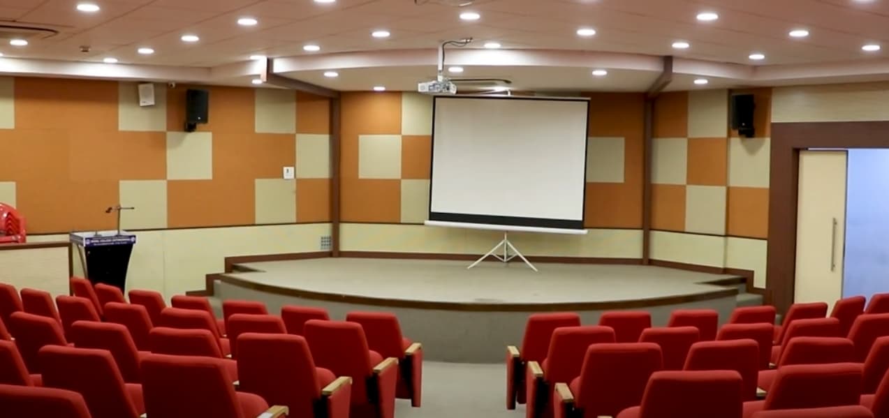 Model College Dombivli Thane Auditorium