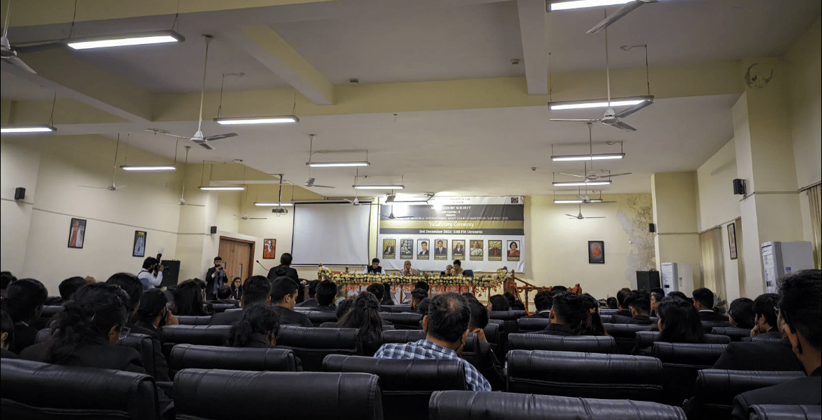 faculty of law, du moot court room