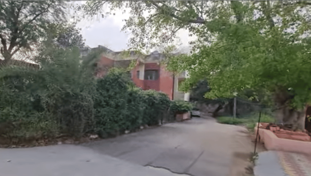 lakshmibai college staff quarters