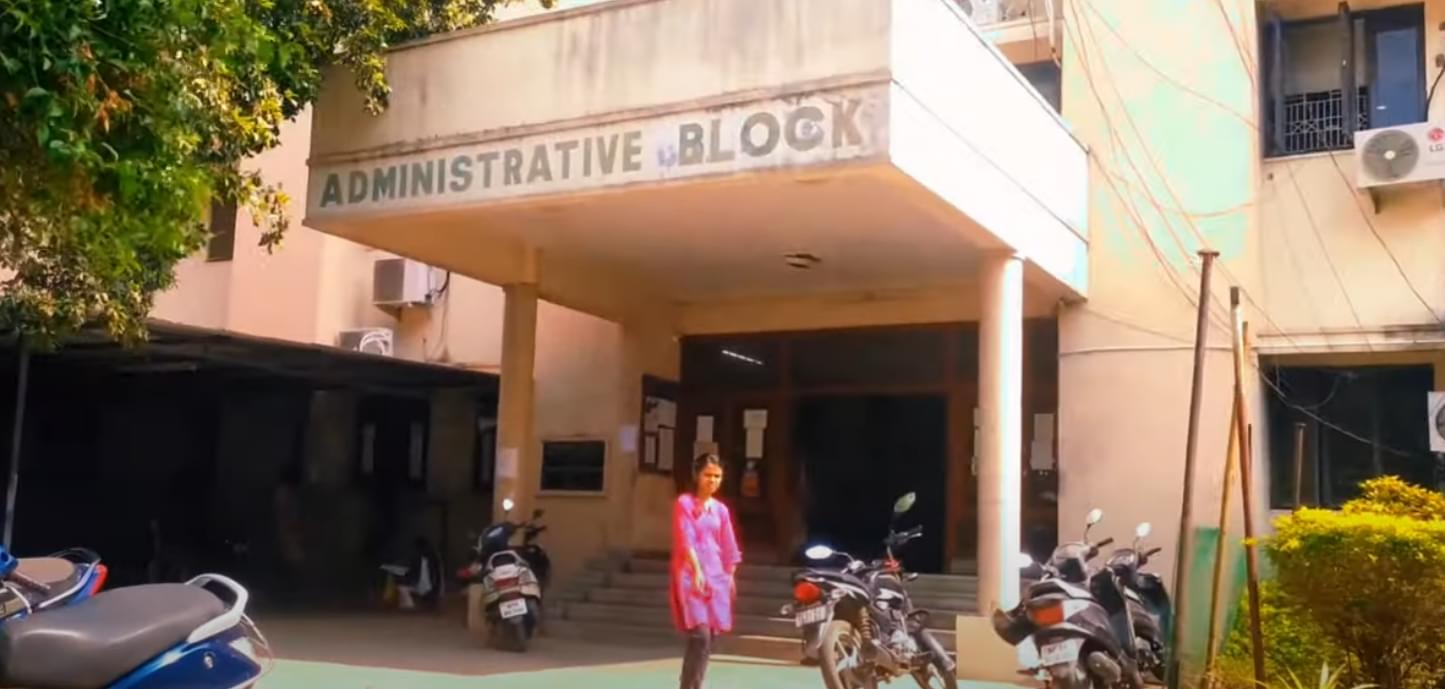 Telangana Mahila Viswavidyalayam Administrative block