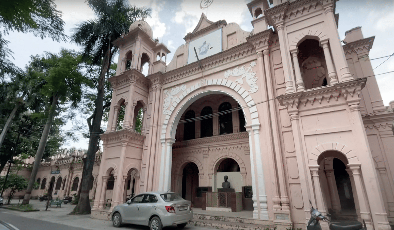 DAV Dehradun Building