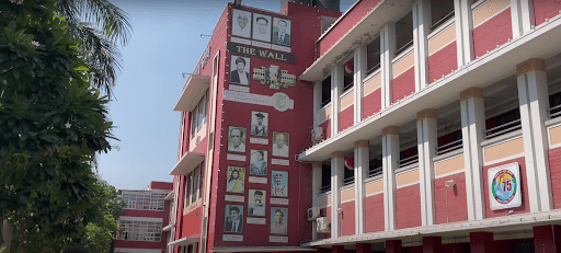 Delhi University - The Wall