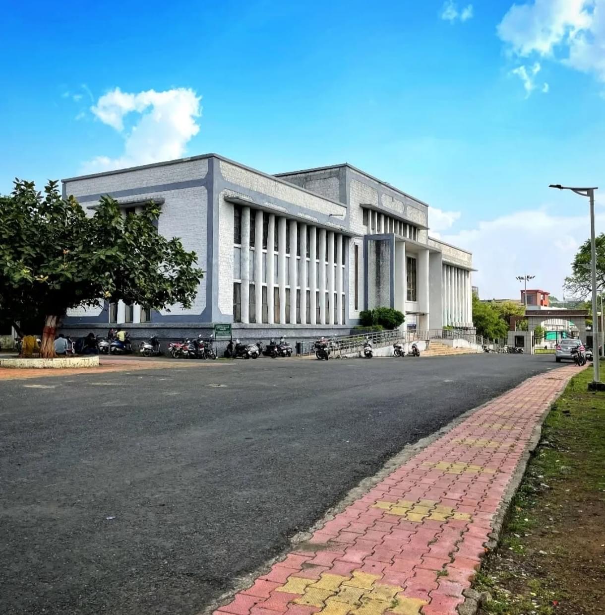 Dr. Hari singh Gour University Sagar Campus photo 3