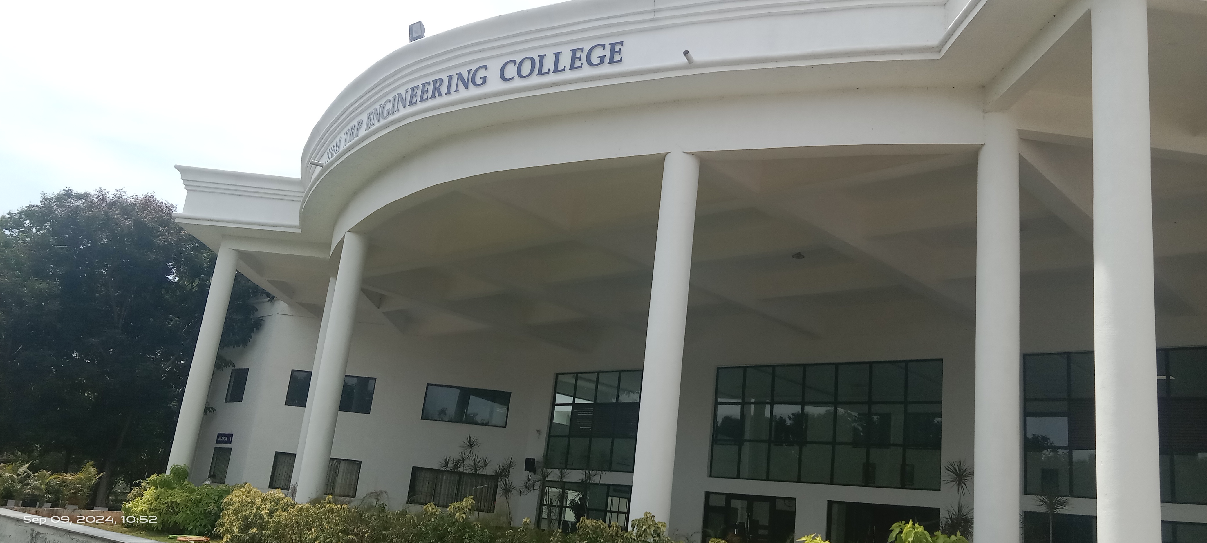 SRM TRP Engineering College Tiruchirappalli Campus photo (12) by Vishnu Varthan S S